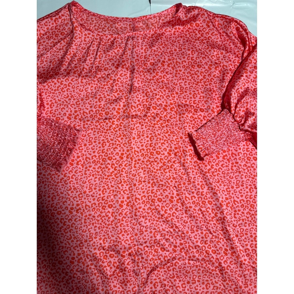 Leopard Print Blouse Top Long Sleeve Smocked Cuffs‎ Coral Pink Womens Size L